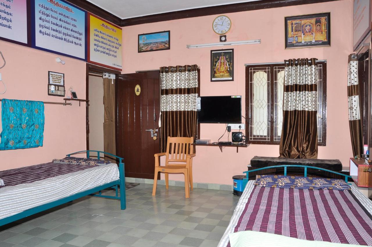 Homestay Senthil Akam تشيدامبارام المظهر الخارجي الصورة