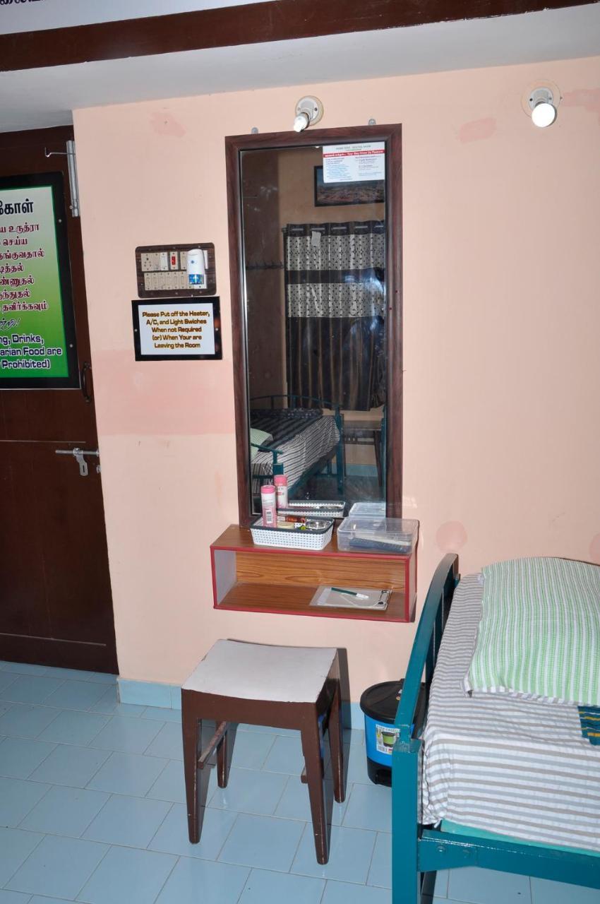 Homestay Senthil Akam تشيدامبارام المظهر الخارجي الصورة